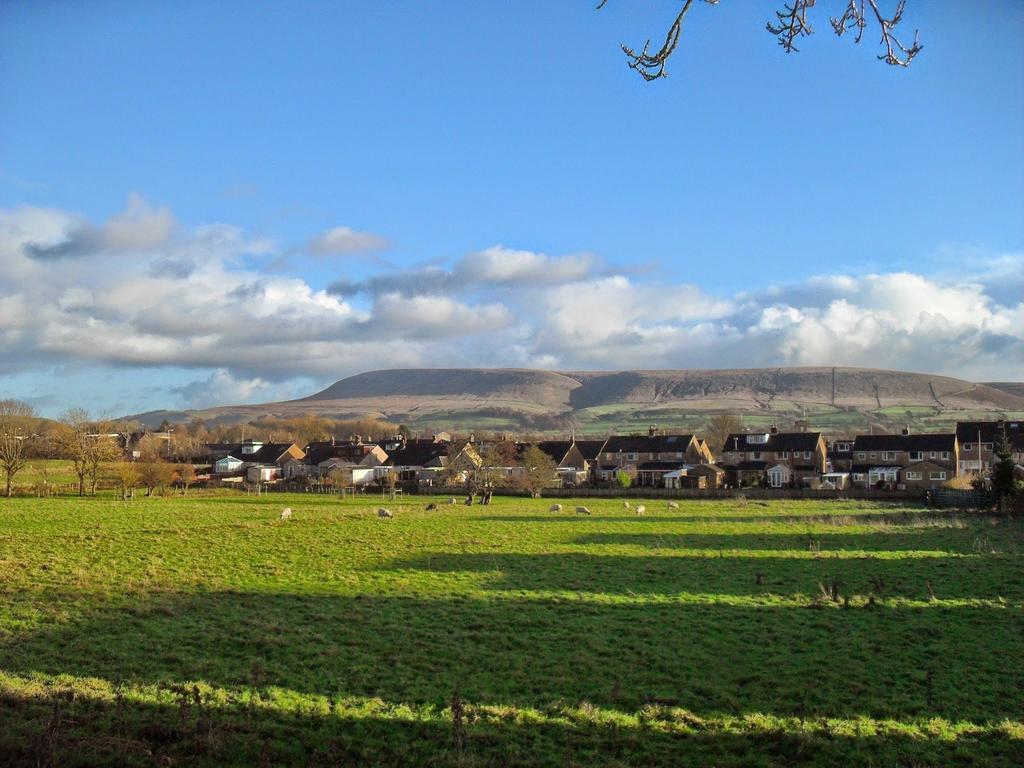 Fifty One And A Half Boutique B&B Clitheroe Exterior foto